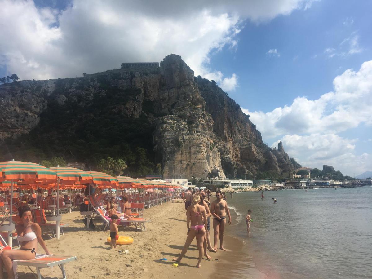 Beach Holiday Vila Terracina Exterior foto